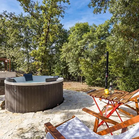 Paradiso Istriano With Jacuzzi Rovinj Exterior photo