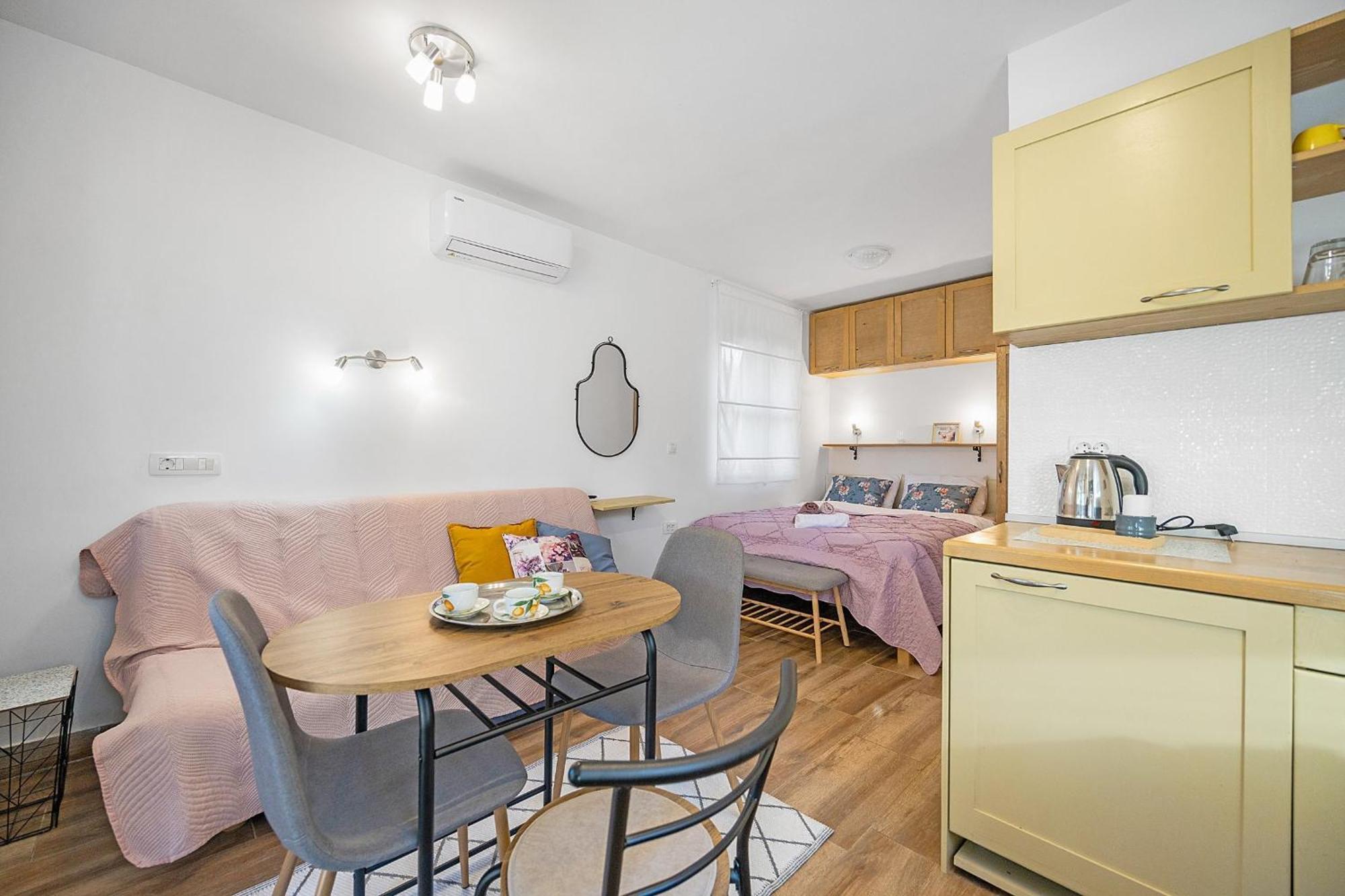 Paradiso Istriano With Jacuzzi Apartment *