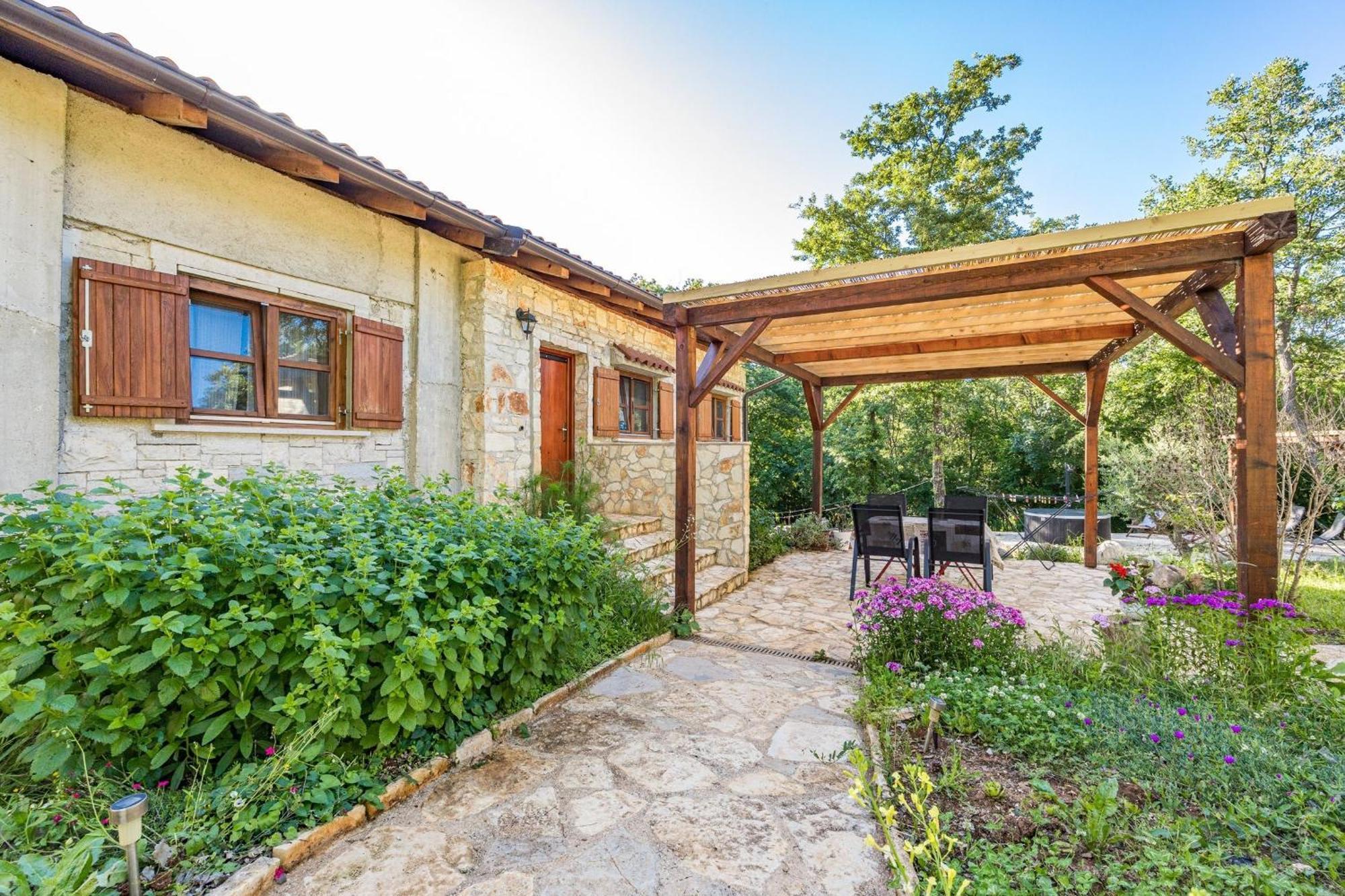 Paradiso Istriano With Jacuzzi Rovinj